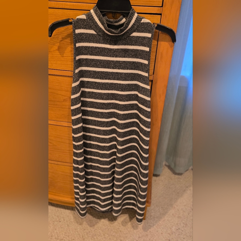 Old Navy Striped MockNeck Sleeveless Knit Dress, Women's S
